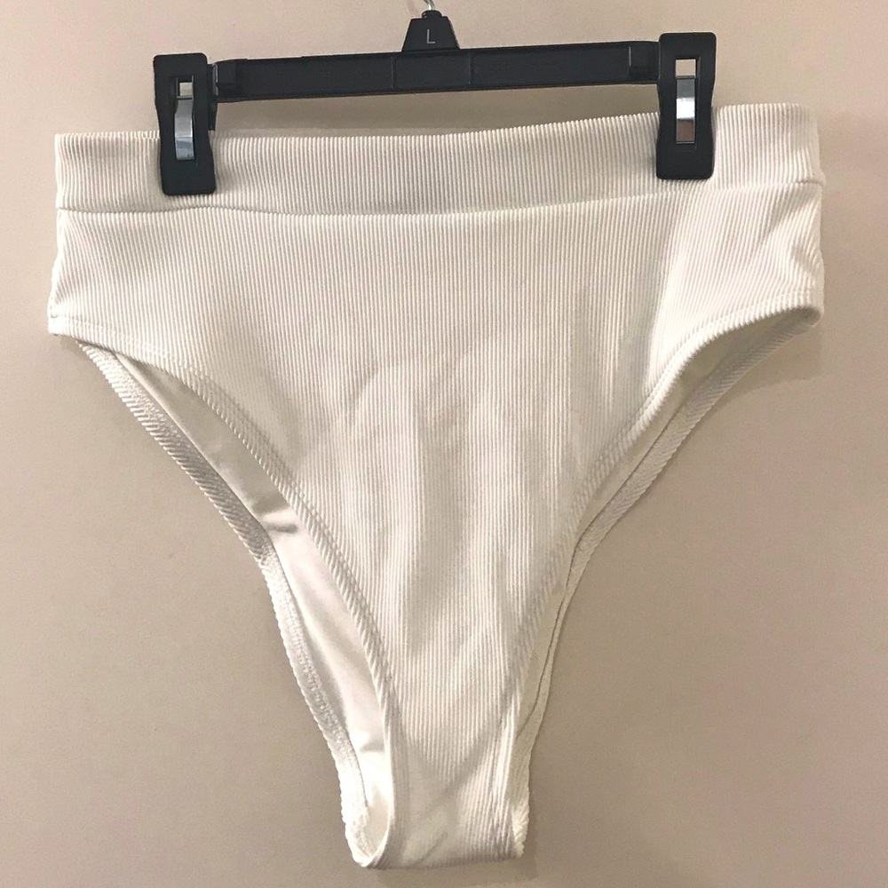 Bikini bottoms
